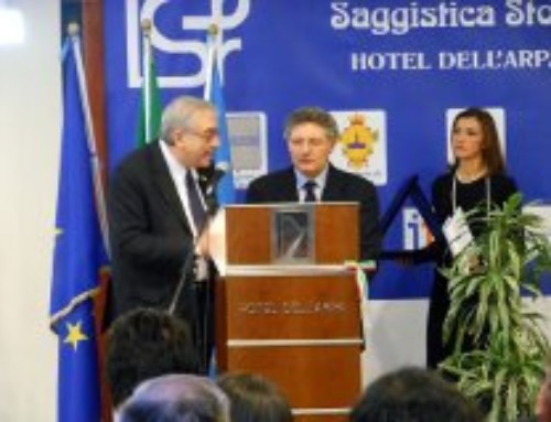 2011 Francesco Manfredi, Avigliano. Storia urbana territorio architettura arte, Politeia Edizioni