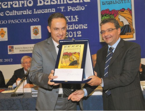 2012 Donato Verrastro, La terra inespugnabile, Il Mulino